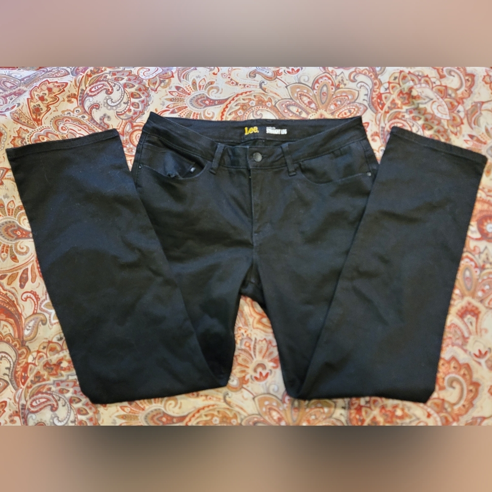 Lee Women’s Perfect Fit Regular Fit Straight Leg Pants, Size 14